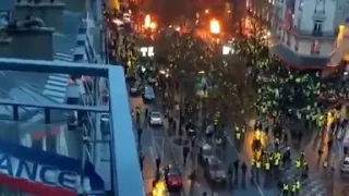 France looking like a war zone after Gilets Jaunes protests