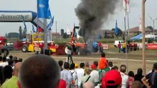 Tractor pulling 6