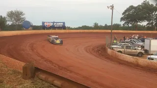 Limited late models at turn 4 Laurens speedway