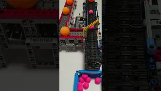 LEGO TECHNIC CONVEYOR BELTㅡ sorting clay balls and Ping-Pong balls