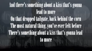 Kip Moore - Somethin 'bout a truck Lyrics