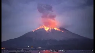 Извержение одного из самых опасных вулканов началось в Японии #Japan #volcano #eruption