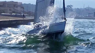 📛 ATTENTION UN VOILIER PIÉGÉ À MARÉE BASSE DANS LA PASSE DE CAPBRETON. 🌊😨🥶 @Alex.rolland