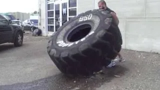 950lb tire flip first attempt