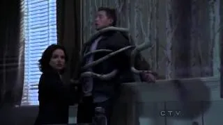 Once Upon A Time 2x01 "Broken" Henry and Ruby see Regina trying to kill David