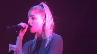 London Grammar - Shyer - Live @ Palais des Sports Paris - 22 10 2014