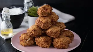 Zucchini fritters: easy to make and super delicious!