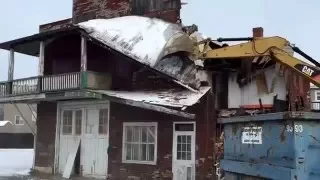 Caterpillar demolition