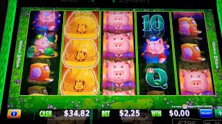 Why does Huff N More Puff hate me so much? #bonus #casino #coushatta #slots