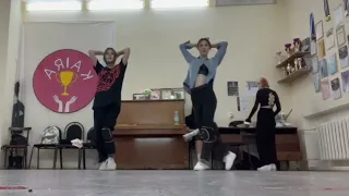[1m jin lee choreography] dua lipa - break my heart [dance practice by sooyoung & nohara]