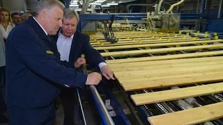 Губернатор региона осмотрел производственные мощности деревоперерабатывающего комплекса «Аркаим»
