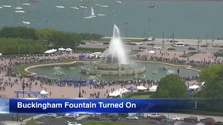 Chicago's Buckingham Fountain roars back to life for summer