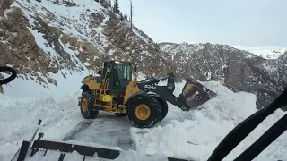 Beartooth Highway Clearing - April 26, 2022 - Inside Snow Cat part 2