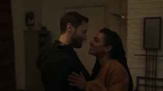 Max and Helen (New Amsterdam) 4x16 #2