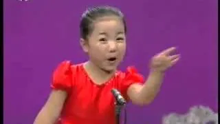 Funny Video - "A Little Chinese Girl Singing A Chinese Song"