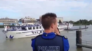 Schiffs-Crash auf dem Rhein