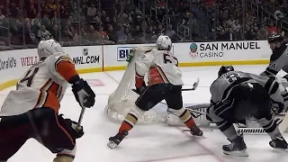 Rickard Rakell bats puck out of air for crafty PPG