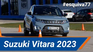 Suzuki Vitara - Maniobra de esquiva (moose test) y eslalon | km77.com