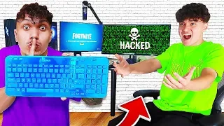 Wireless Keyboard Prank HACK on Little Brother Playing Fortnite (FaZe Jarvis)
