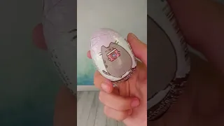 Распаковка АСМР шоколадного яйца Megasecret из серии Пушин