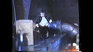 1992 Batman Returns Action Figures "Penguin Commandos" TV Commercial