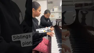 7yo has a piano battle with her sister!😱🎹 #classicalmusic #pianoteacher #piano #mozart #allaturca