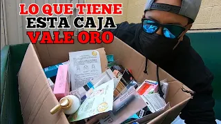 DUMPSTER DIVING habia MAS DE 100 PIEZAS de MAQUILLAJE en esta caja #loquetiranenusa #dumpsterdiving