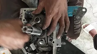 ape Piaggio full engine. ye engine to blast he ho jata? part 2