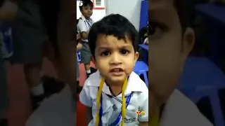 Small Kid Singing gulabi aankhen jo teri dekhi 😍😘#shorts #trending #cute #smallkids #kidsinging