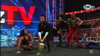 Akira Tozawa nuevo Campeón 24/7 en Miz TV - WWE Raw 30/05/2022 (En Español)