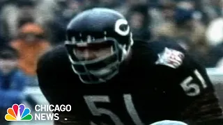 Fans mourn Bears' legend Dick Butkus