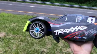 Worlds Fastest 2wd Traxxas Slash 139mph she doesn't want to be a shelf queen.....