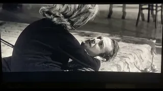 The Last Man on Earth(1964) ending scene. Vincent Price.