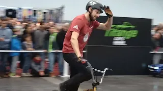 Bruxelles Auto Show - Pedal to the Medal 2
