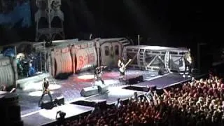 Iron Maiden - Hallowed Be Thy Name / Running Free (Live in Sydney, 24-Feb-2011)