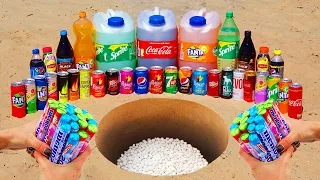 Big Coca Cola, Fanta, Sprite and Pepsi, Mirinda, 7up, Lipton, Schweppes vs different Mentos