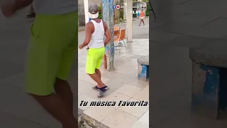 Cundo escucha tu música Favorita.