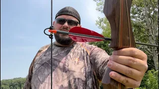 D loop on a recurve bow.