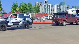 Tug of war between GWM Tank 300, Toyota Prado and Haval H9