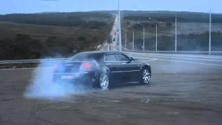 Уссурийск.Crysler 300с Drift and Burnout