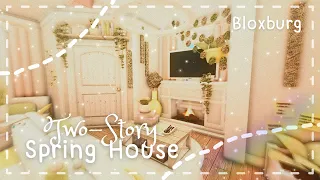 Roblox Bloxburg - Two-Story Spring Roleplay Family House ( Interior ) - Minami Oroi