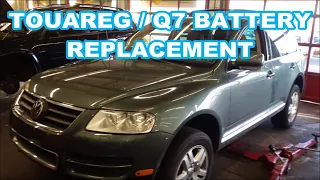 VW Touareg BATTERY REPLACEMENT in 3MIN!   How to replace instructions location 2003 2004 2005 toureg