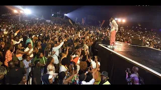 Thousands of Ugandans in frenzy as Kizz Daniel performs 'Buga