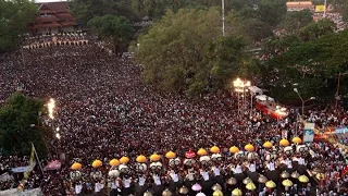 Huge crowd at Thrissur Pooram