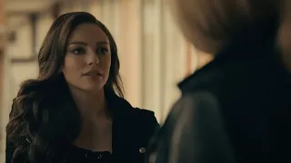 Legacies 4x12 Hope and Lizzie talk