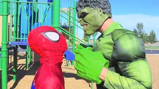 Spiderman vs The Incredible Hulk (Rematch)! Superhero Battle In Real Life