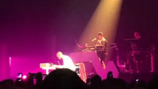 Stromae à Paris Bercy 29 novembre 2014. Tous les mêmes