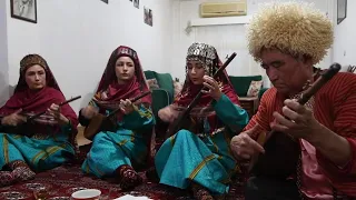 Turkmen music - Ostad Majid Tekke & Azadi Ensemble - Durnalar