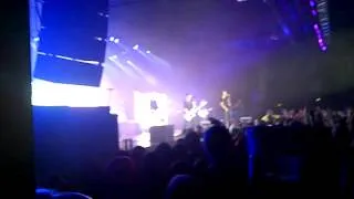 Simple Plan - This Song Saved My Life (Live From Sydney, Australia)