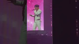 Dimash 《Autumn strong》【Fancam】2022.03.25 Dubai concern